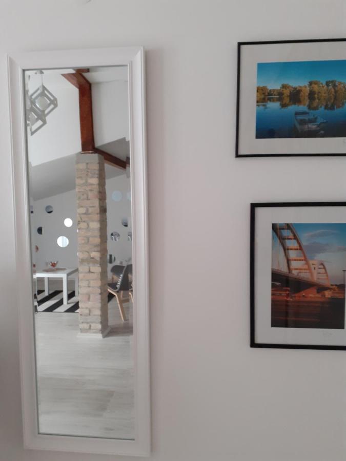 Flora Novi Sad Apartment Luaran gambar